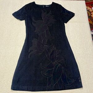 Dear creature mini black dress size xs. Zipper back